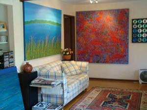 painting display family room